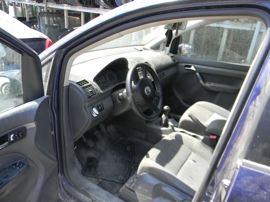 Dezmembrari  VW TOURAN (1T)  2003  > 2010 1.9 TDI Motorina