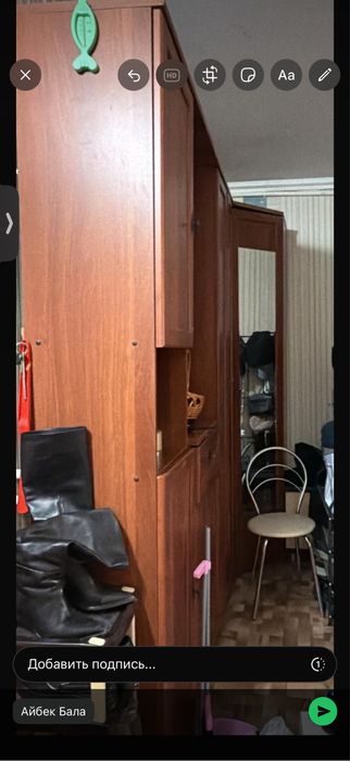 Прихожая в хорошем состоянии,угловая как на фото