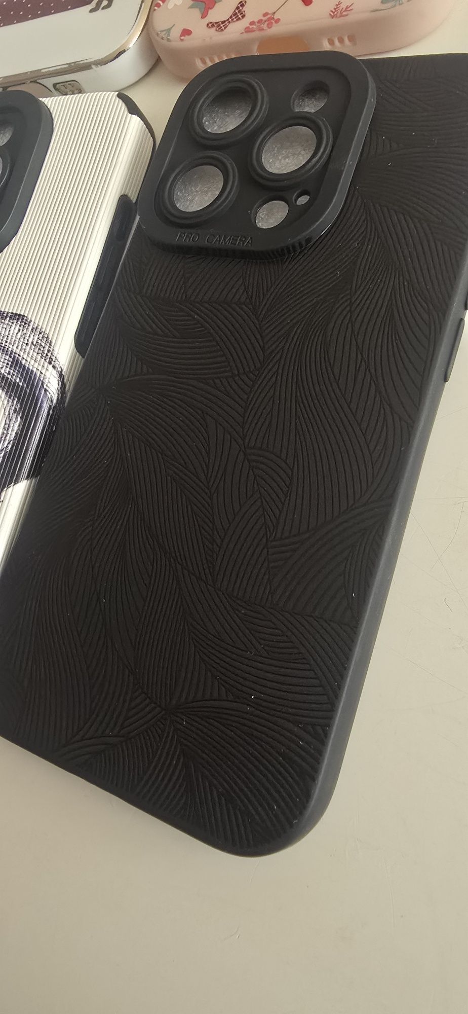Калъфи / кейсове IPhone 14pro