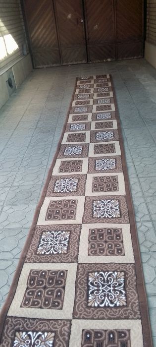 Дорожка длинная новая