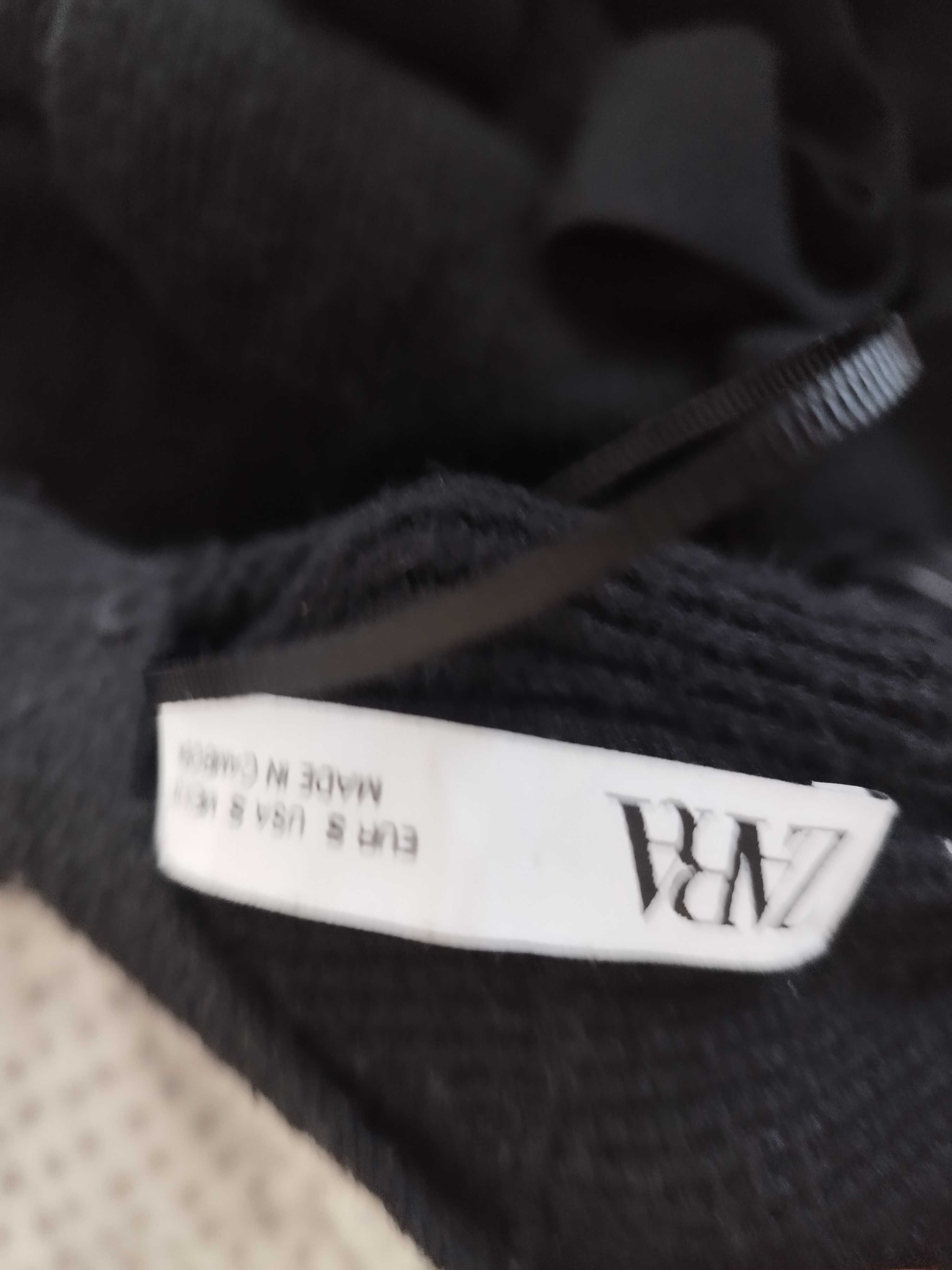 Zara черно късо яке