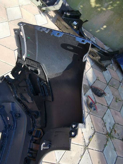 Bara spate Renault megane etech 5 electric spoiler