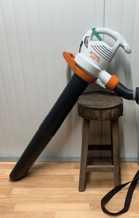 Aspirator Stihl de frunze sau iarba electrica cu tocator