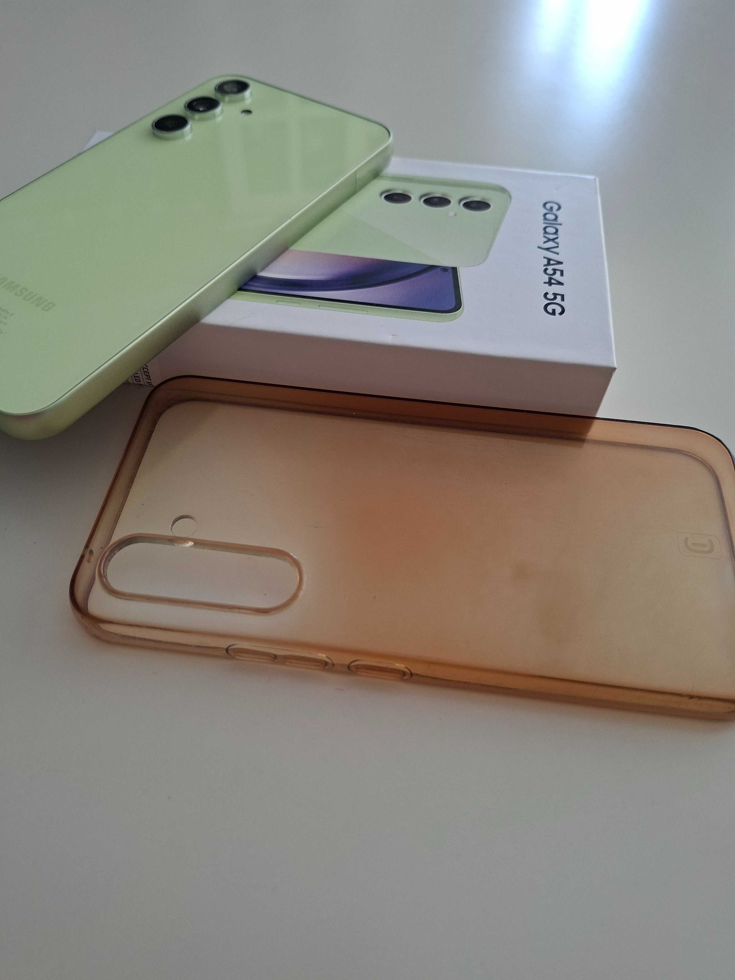 Запазен!Samsung A54 256 в отлично състояние