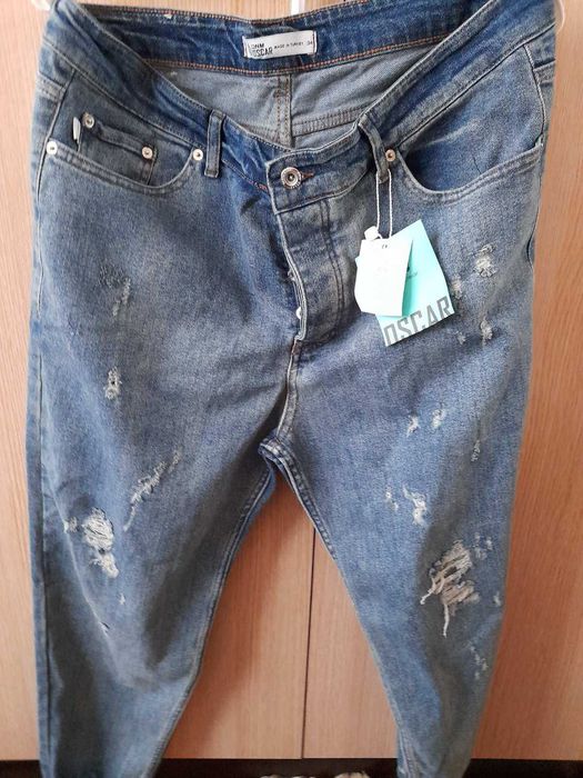 Предлагат се чисто нови ДЪНКИ. цената е само 15 лв.