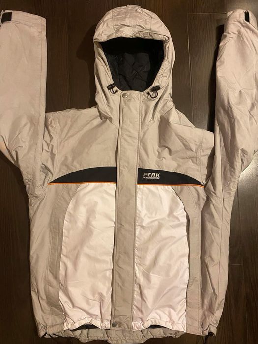 Geaca Peak Performance