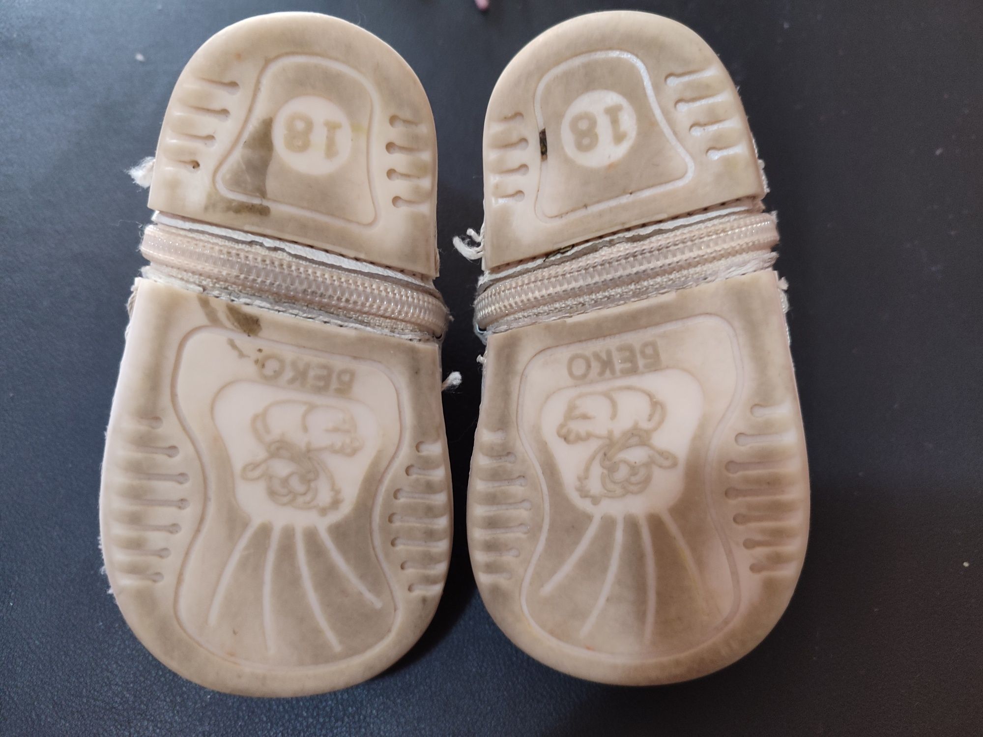 Бебешки обувки chicco 17