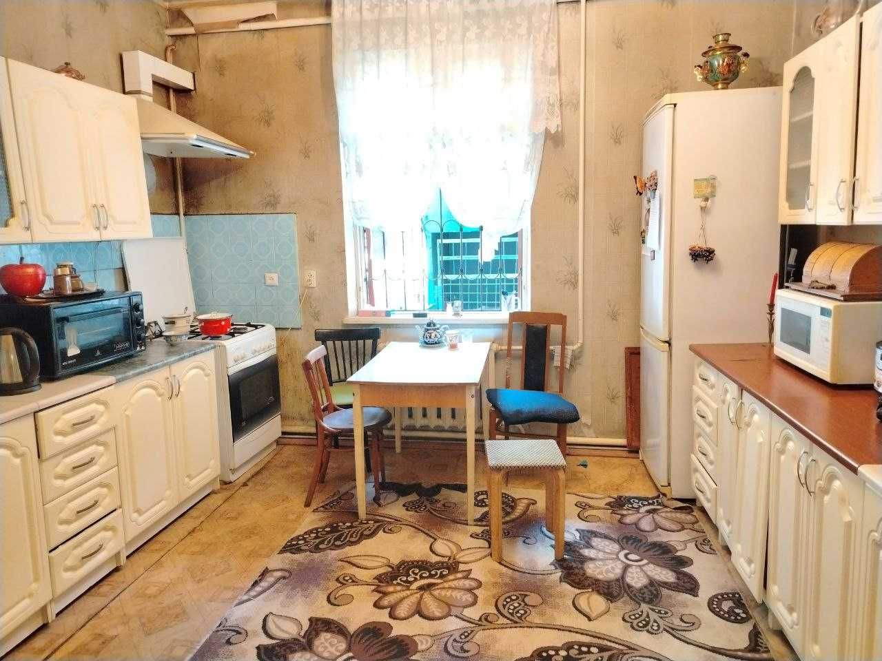 Продается своя 2х комнатная квартира  в Чиланзарском районе