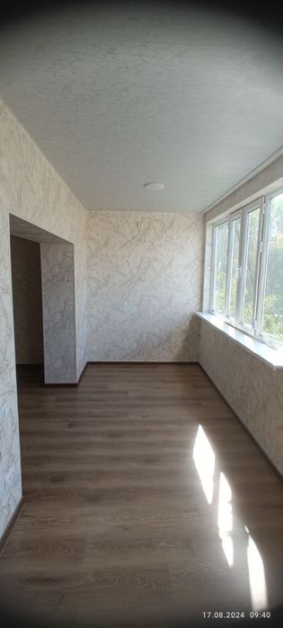 Продам квартиру ц 6 2/4/9 общ коридор.90.000&