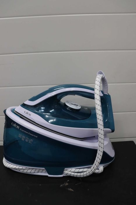 Парна станция за гладене Calor Express Essential, 2200W, парогенератор