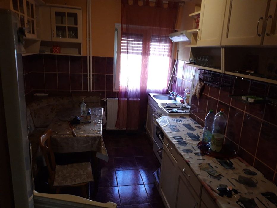 Închiriez apartament 2 camere Rogerius Oradea