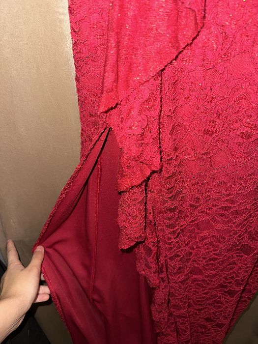 Продам вечернее платье Покупала в Стамбуле надето один раз