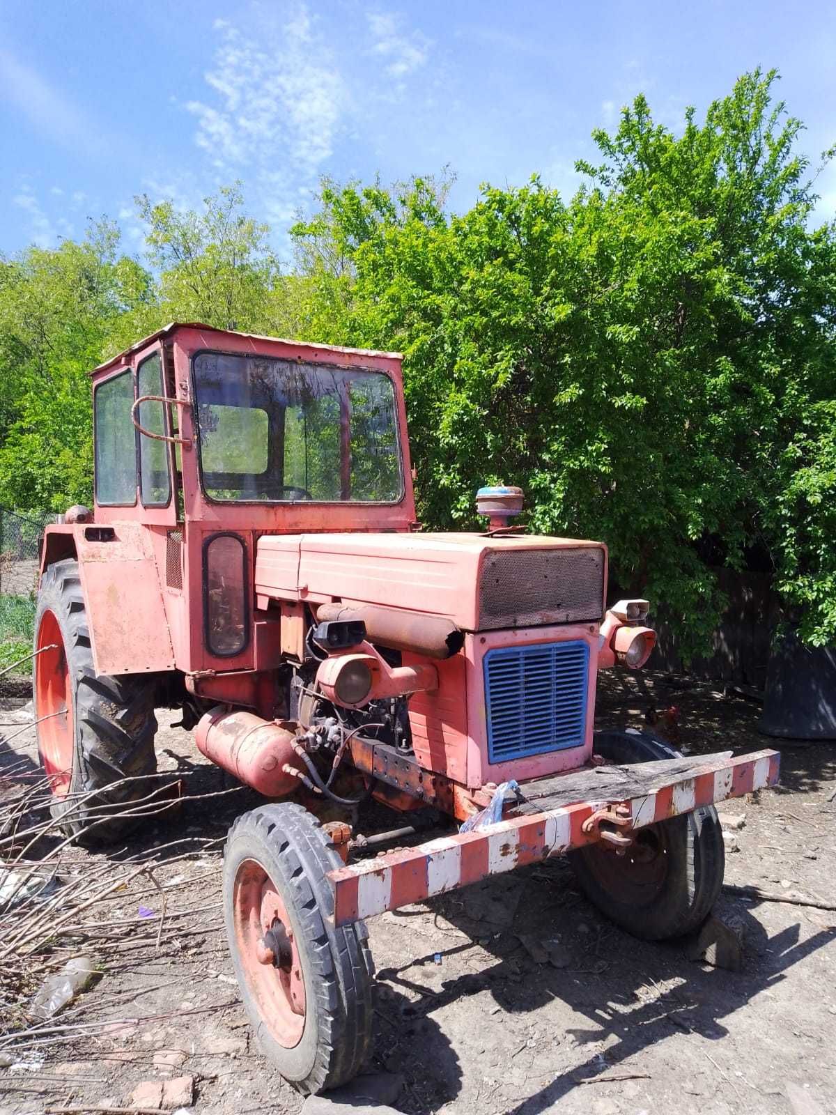 Tractor U650+ plug