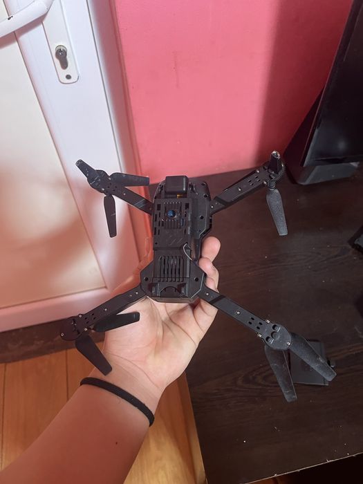 Дрон с камера нов