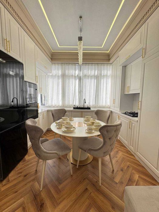 R5 Сдается квартира 2в3/4/5 на МАКСИМА ГОРЬКОГО ор-р Никитина!