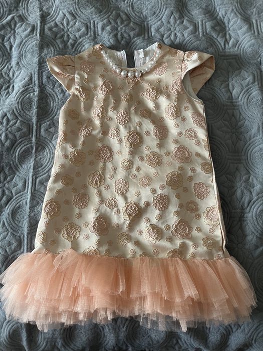 Продам нарядное платье