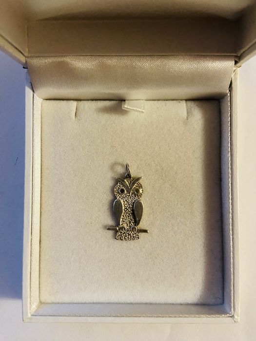 Pandantiv din argint in forma de bufnita