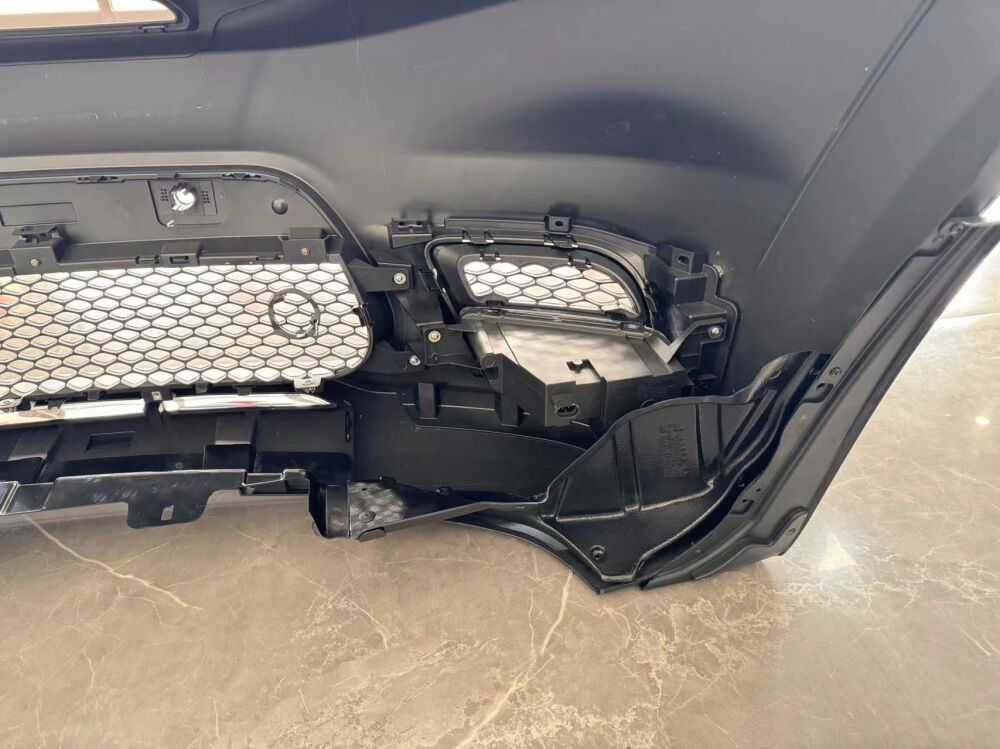 Предна броня Jeep GRAND CHEROKEE TRACKHAWK SRT Style + DRL 14-2021г