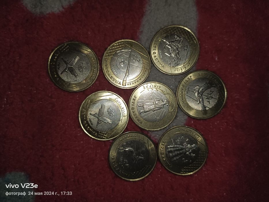 Продам юбилейские монеты 100тенге