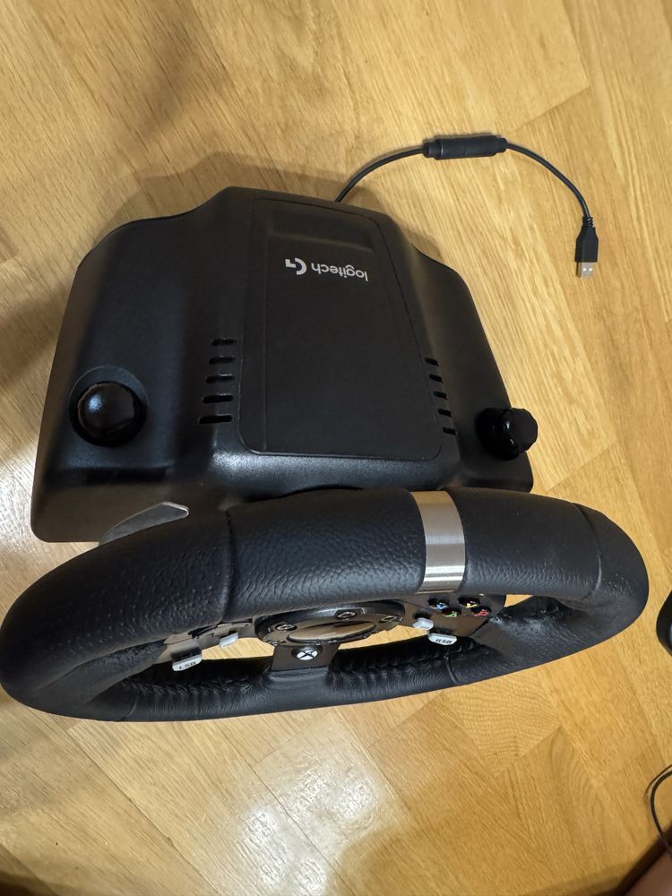 Logitech G920 волан и педали в ГАРАНЦИЯ