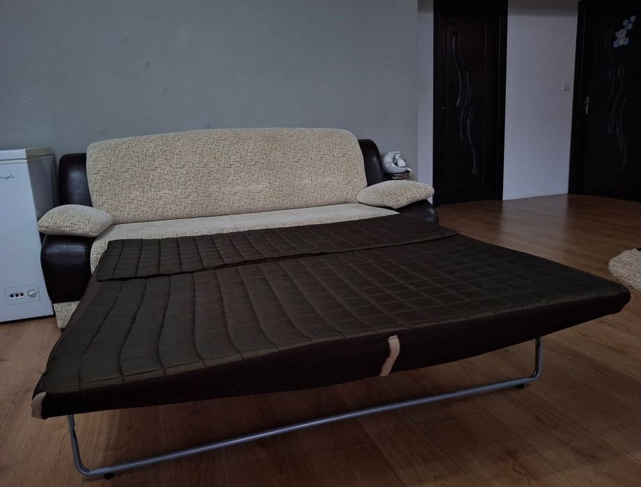 Canapea plus fotolii