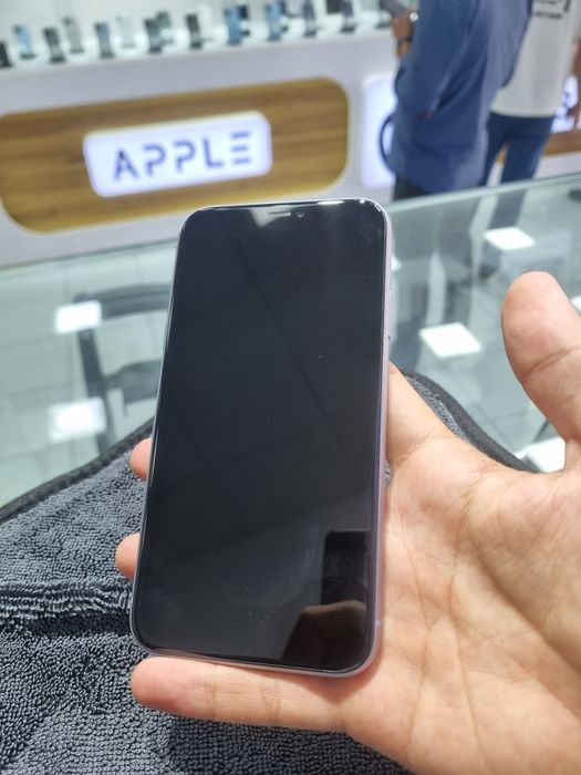 Iphone 11 64 gb ideal