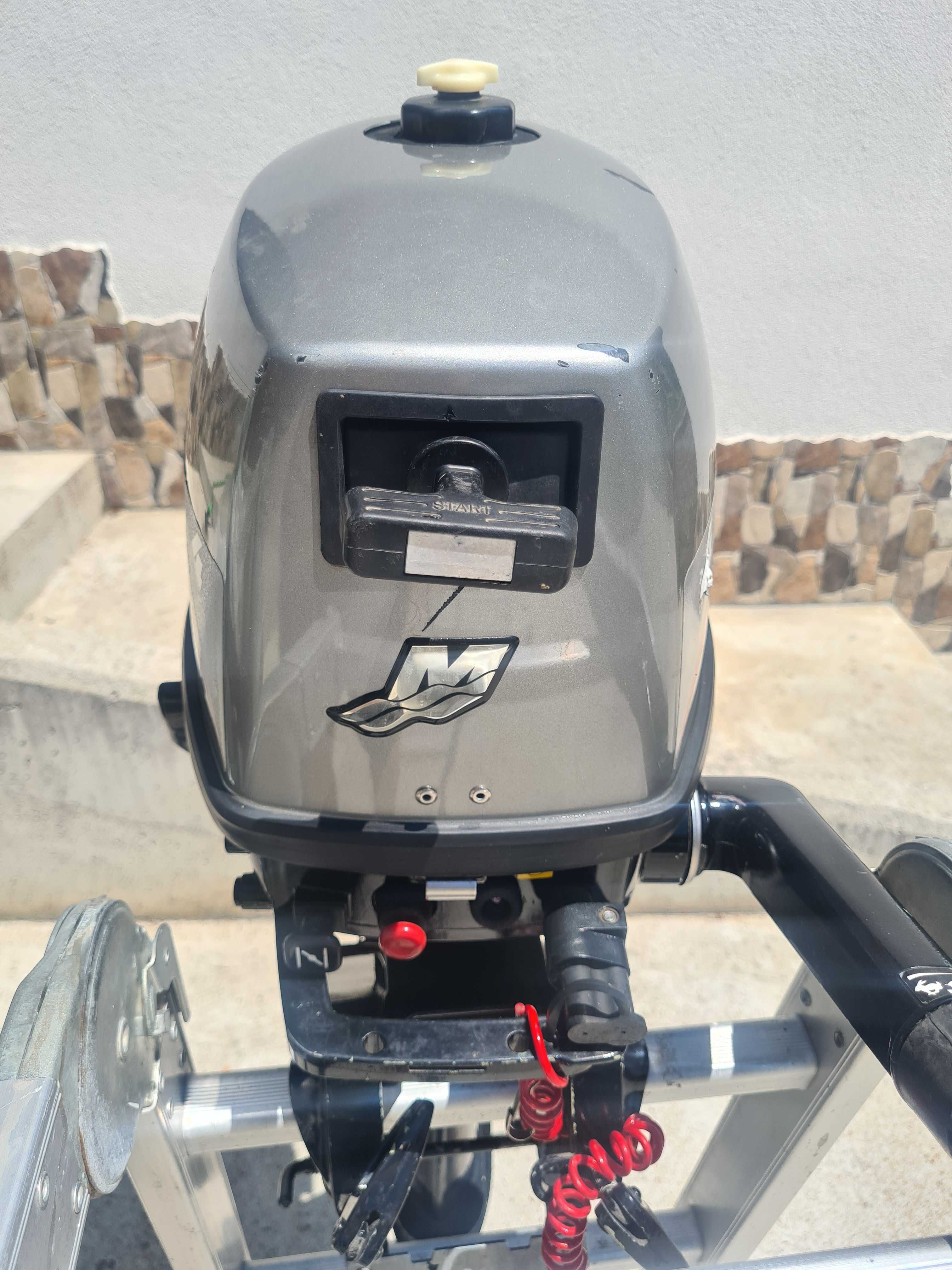 Извънбордов двигател маринер 4hp 4тактов