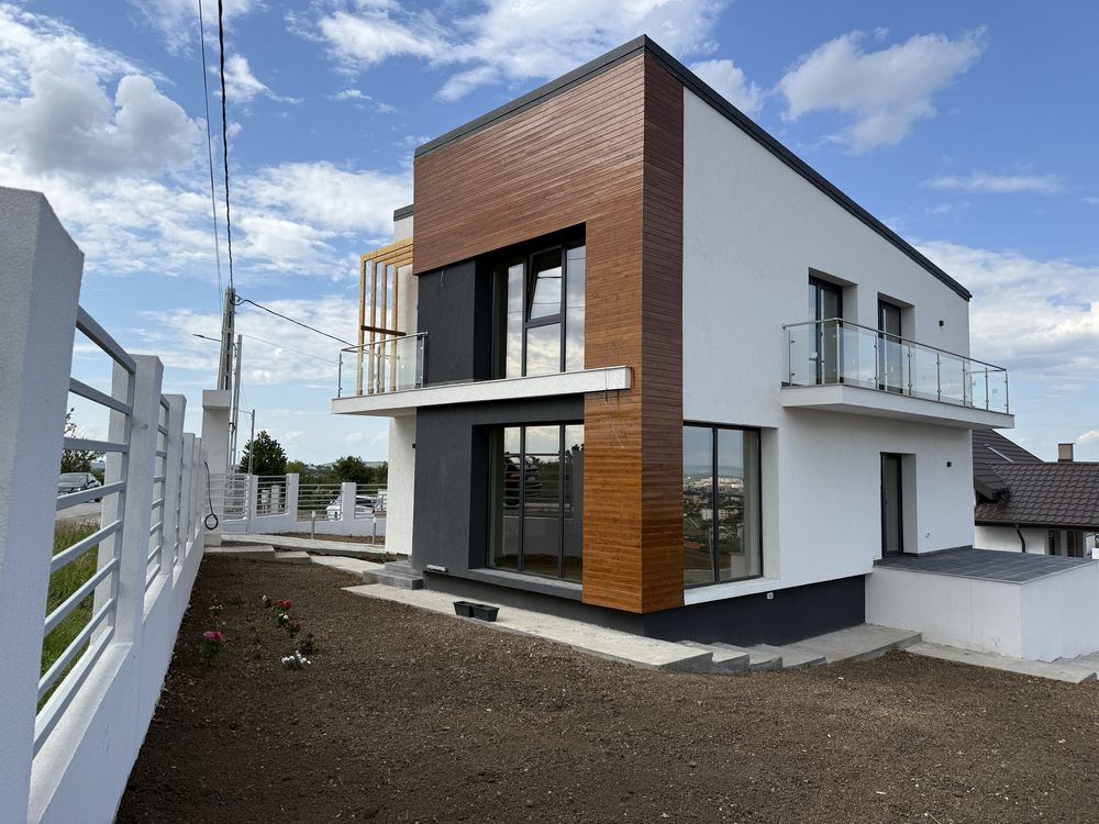 Casa individuala Design Deosebit - Predare Imediata