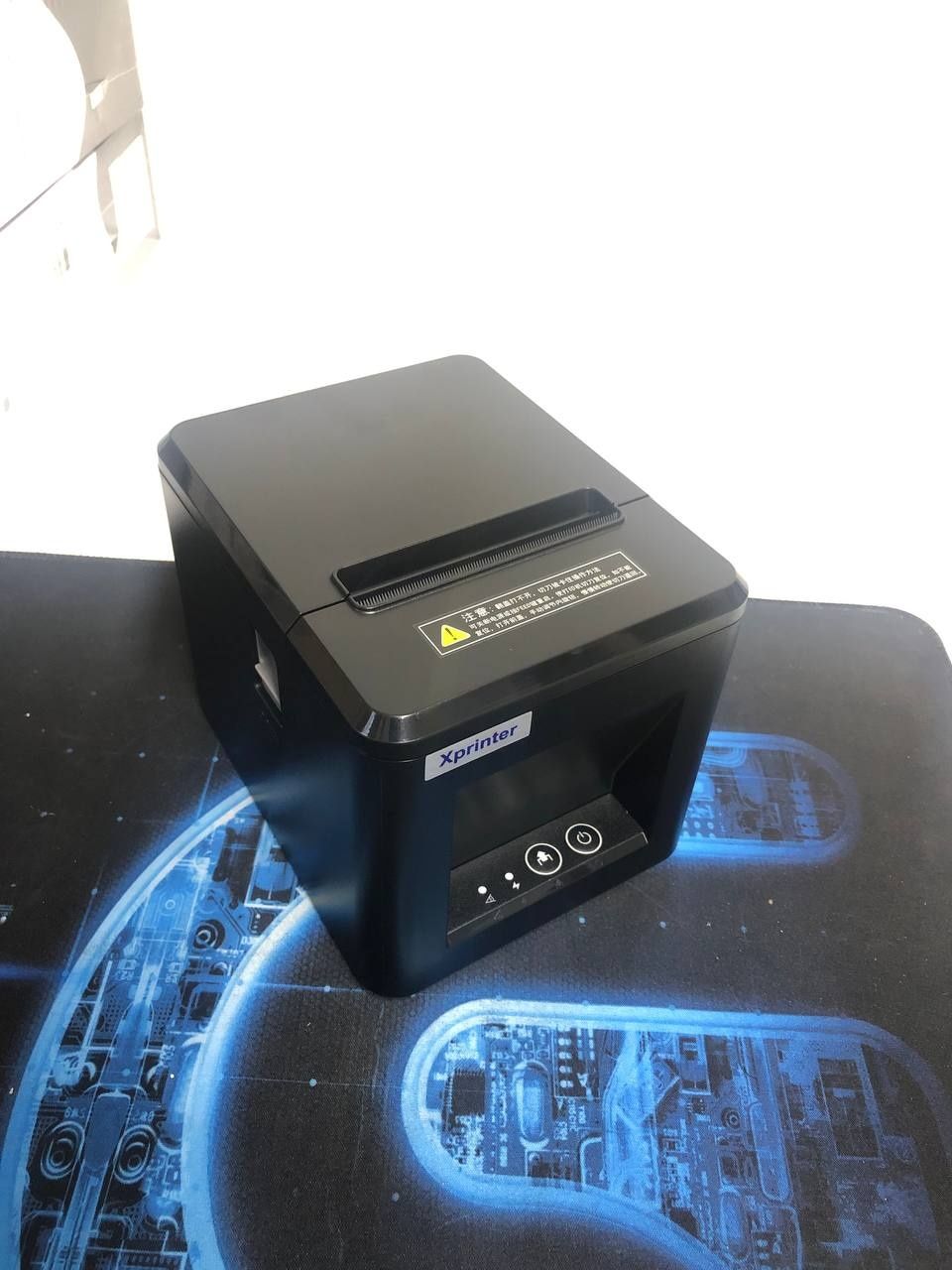 Kassa apparat sotiladi.Monoblok,chek printer, skaner,shtrix kod