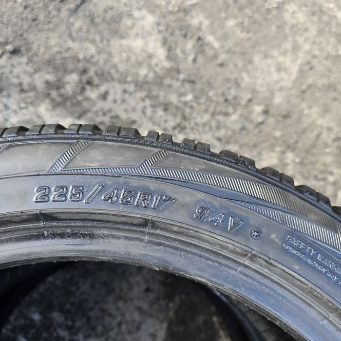 2x 225/45/17 M+S FALKEN Stare impecabila