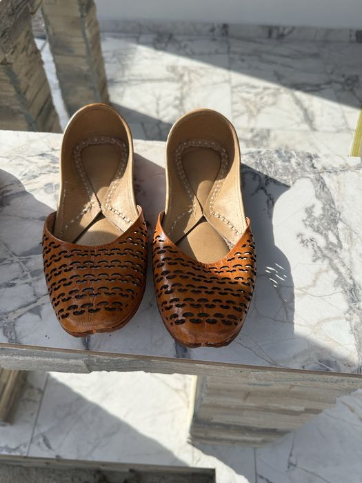 Vand pantofi model indian