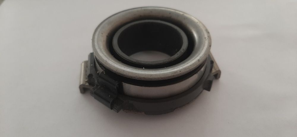 Разборный выжимной подшипник NSK на Toyota 3S, 5S оригинал.