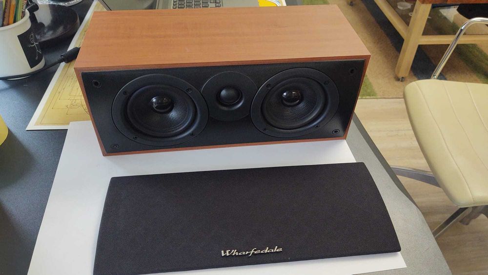 Boxa centrala Wharfedale