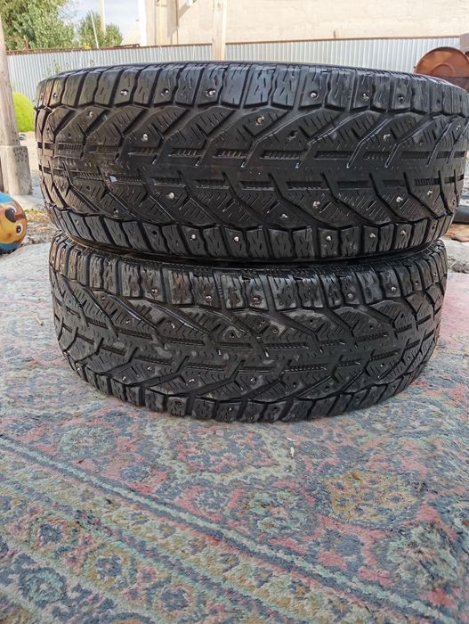Продам автошины зимние