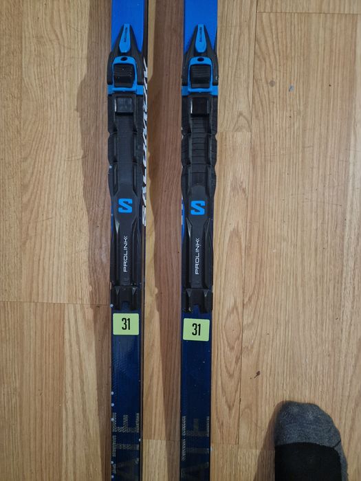 Ски щеки обувки за ски бягане.