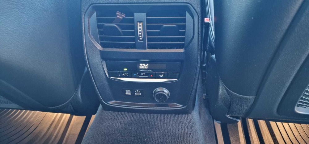 BMW Seria 3 318d G20