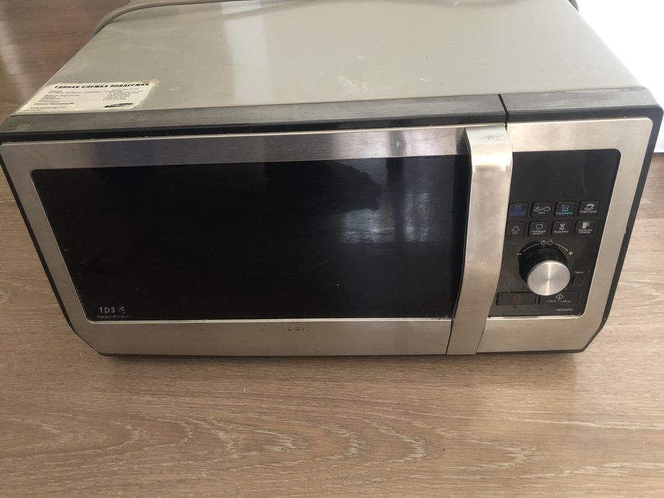 Микроволновка  самсунг