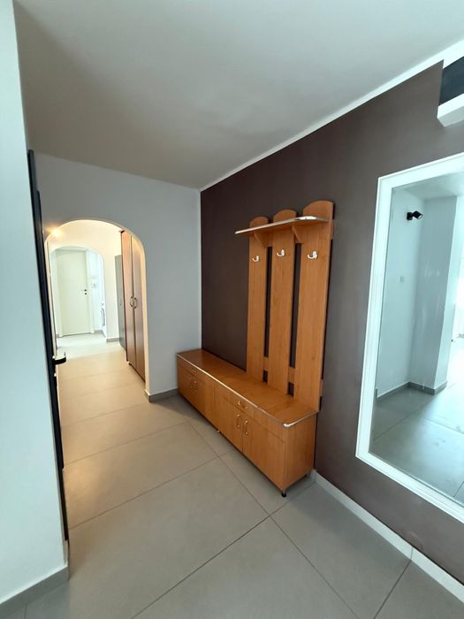 Chirie apartament 3 camere