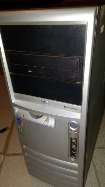 Продавам компютри за по 30- 40 лева..