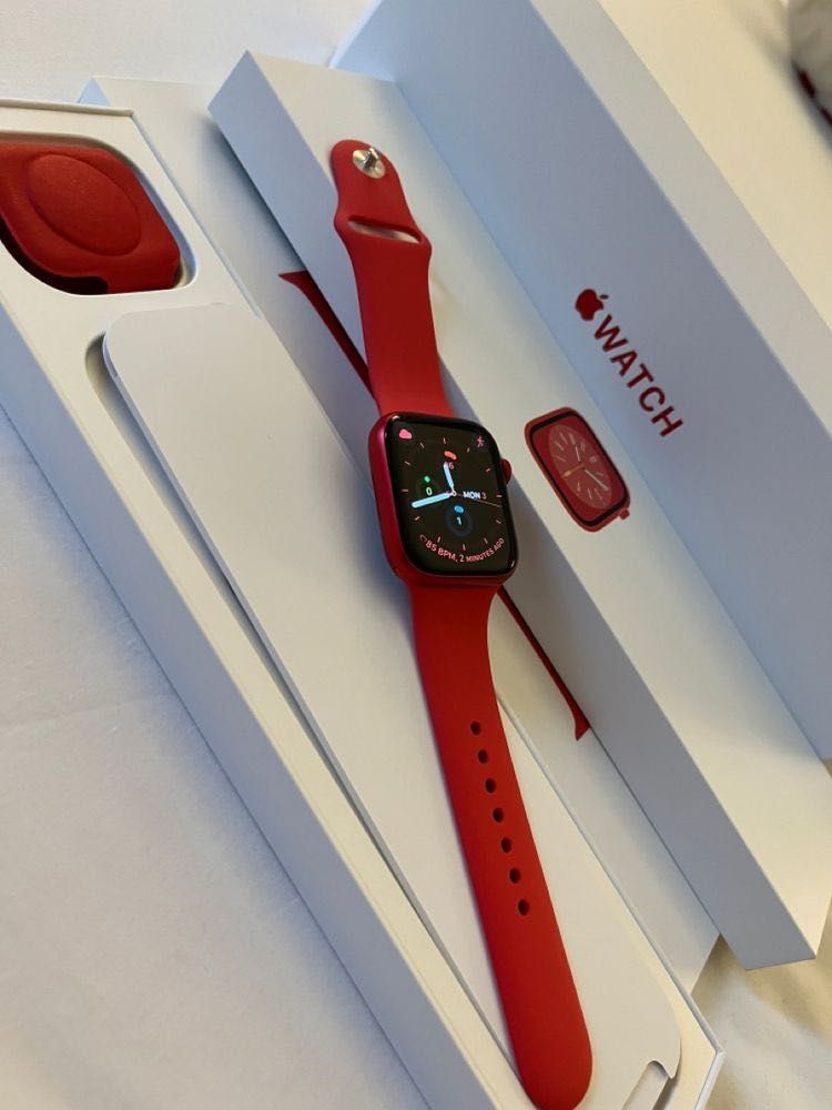 Apple watch 6 series red product