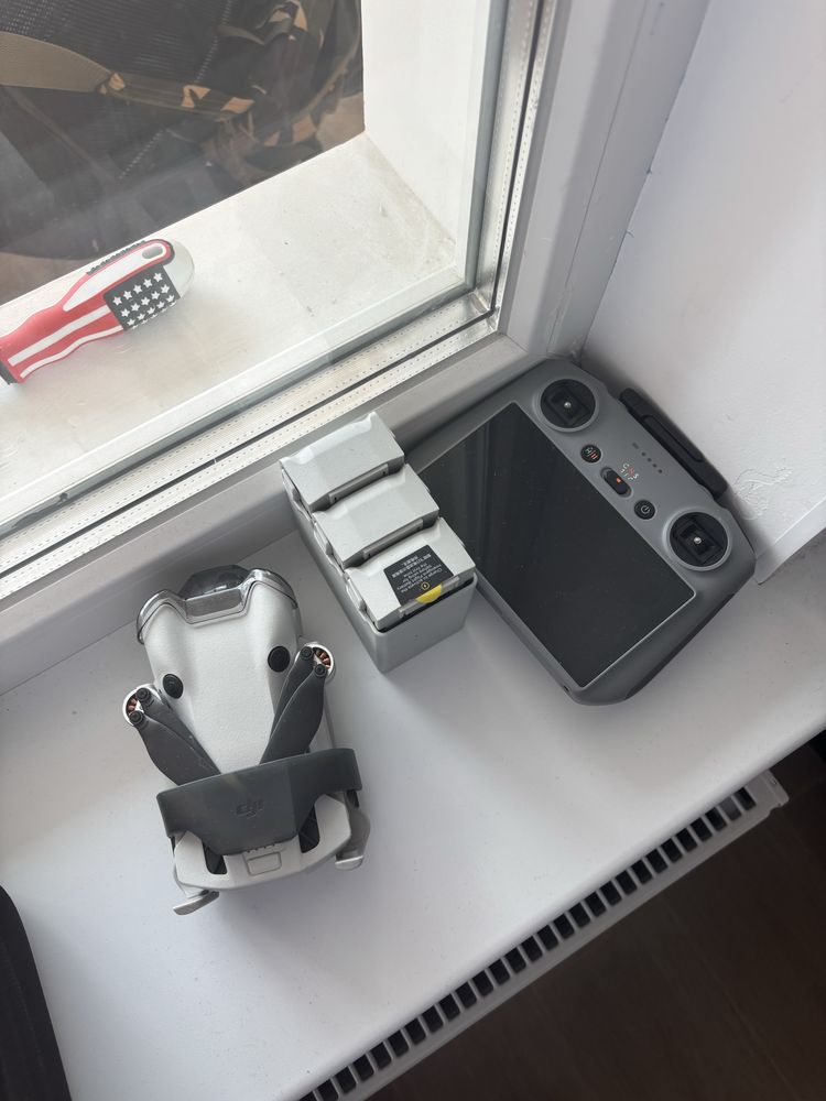 Дрон DJI 4 pro mini Fly More Combo Plus