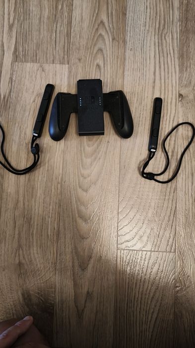 Nintendo Switch-stare foarte buna + accesorii