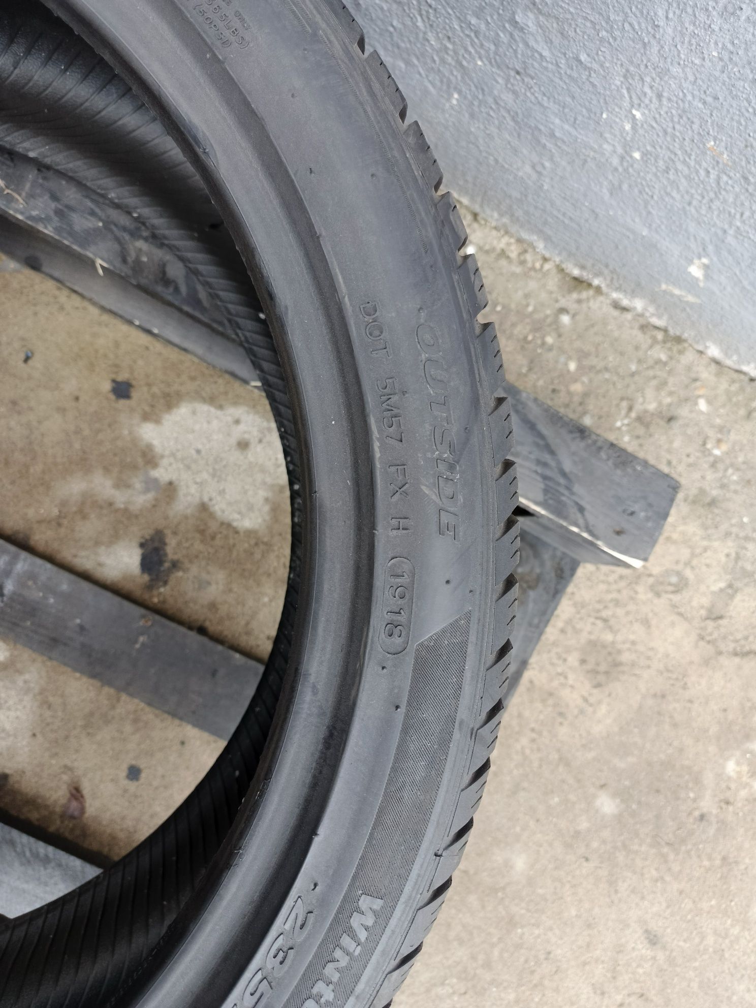 235.40.19 Hankook M+S Second-hand