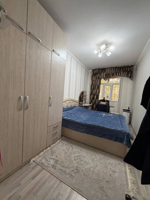 Продаётся Чиланзар Ц своя  с ремонтом 
2/2/4
Балкон 1.5x3
Тип строите