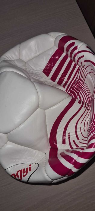 Minge noua din piele + ac de umflare - Cusuta manual