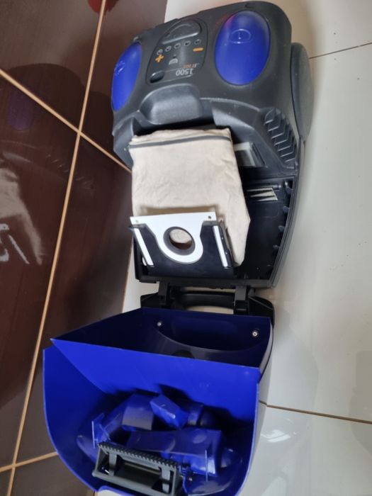 Aspirator Electrolux 1 500W cu sac