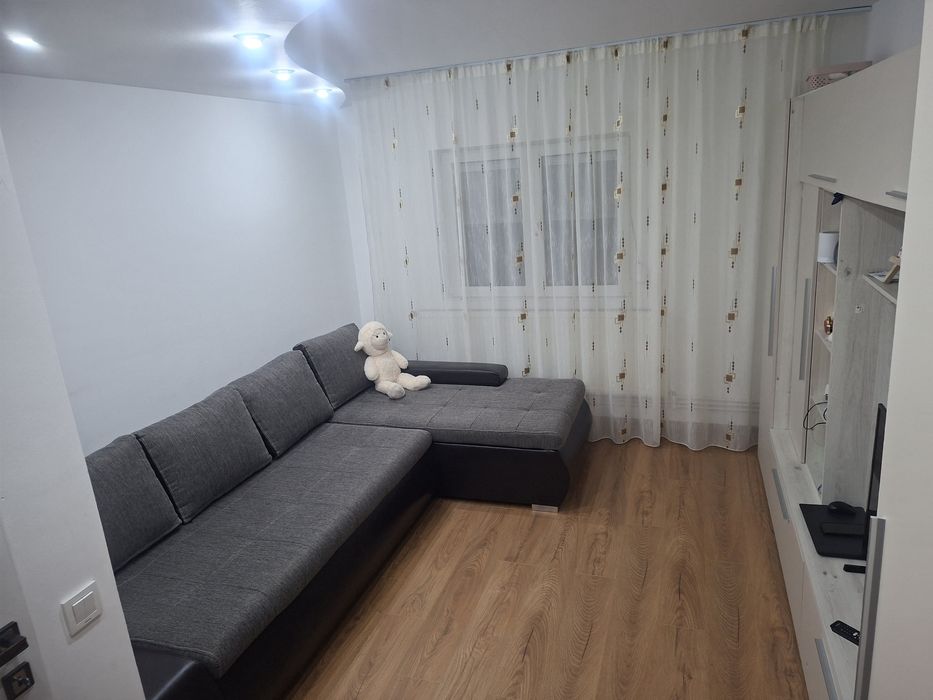 Vând apartament!
