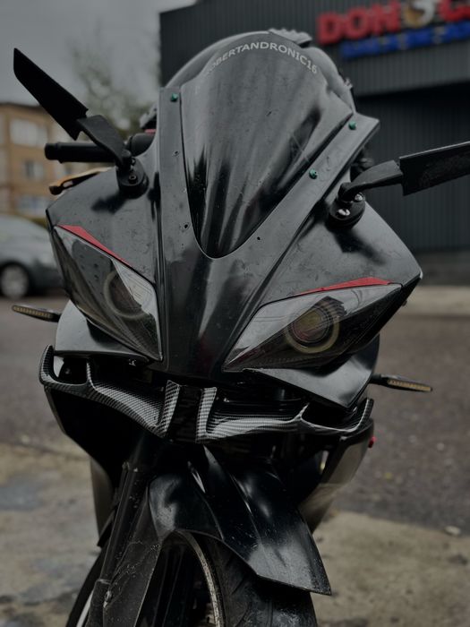 Yamaha yzf r125 2009 negociabil