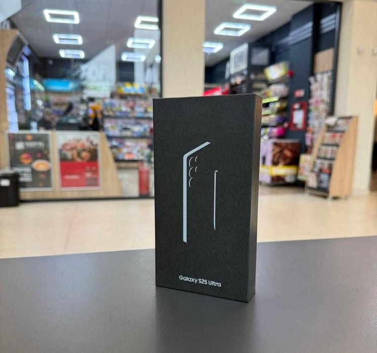 Vând Samsung Galaxy S25 Ultra 512 GB nou sigilat