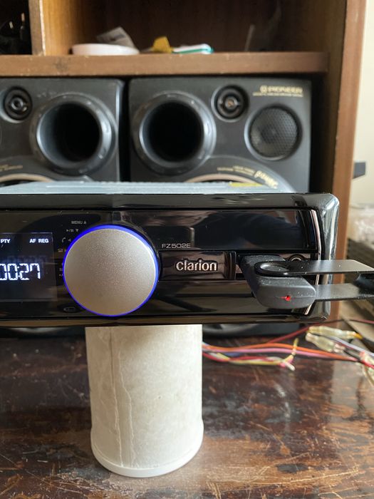 CLARION FZ502E - УНИКАТ - BLUETOOTH, USB, Радио плеър за кола сд cd